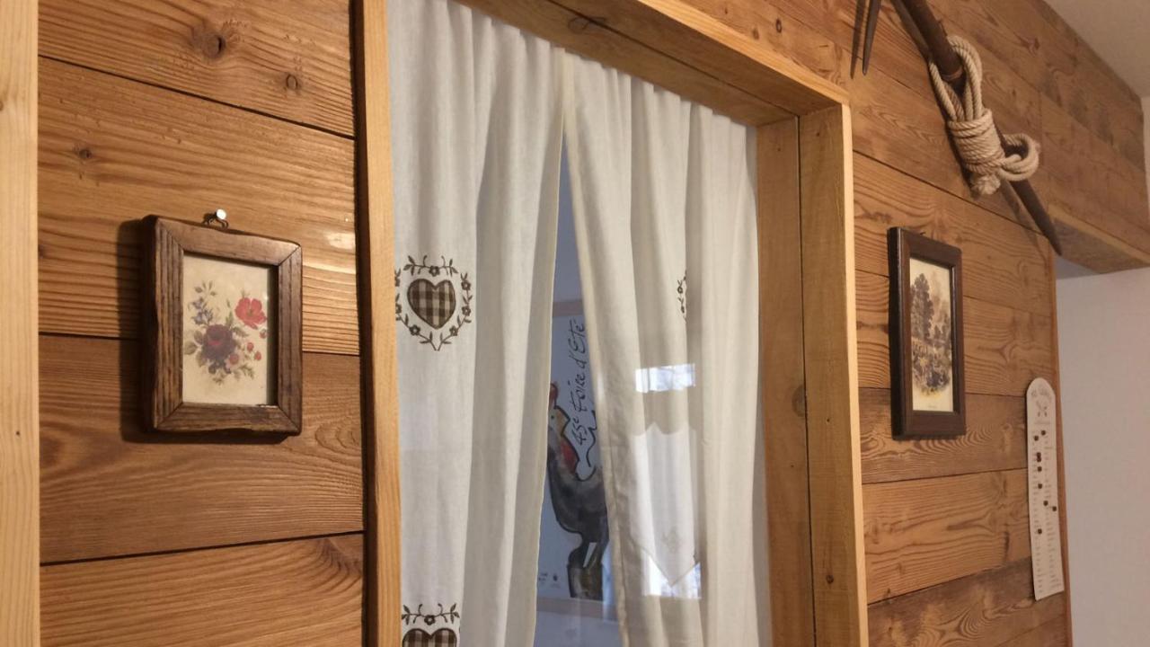 Апартаменты Le Joli Coin Du Passage Аоста Экстерьер фото